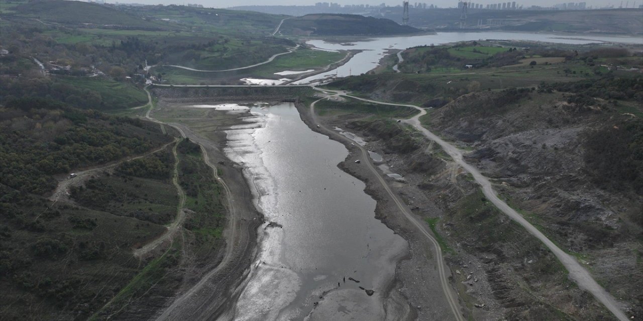 İstanbul'a Su Sağlayan Barajların Doluluk Oranı Son 10 Yılın En Düşük Seviyesinde