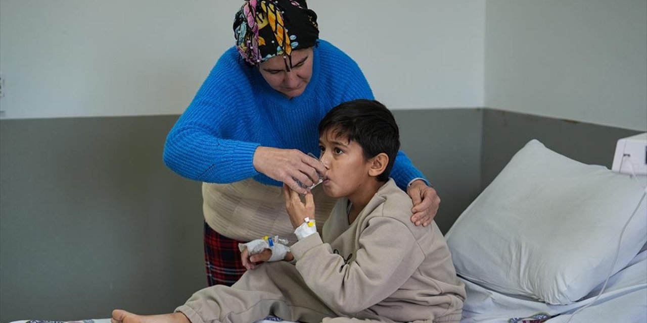 Evladına Karaciğer Dokusunu Veren Annenin Uyanınca İlk Sorusu "Oğlum Yemek Yedi Mi?" Oldu