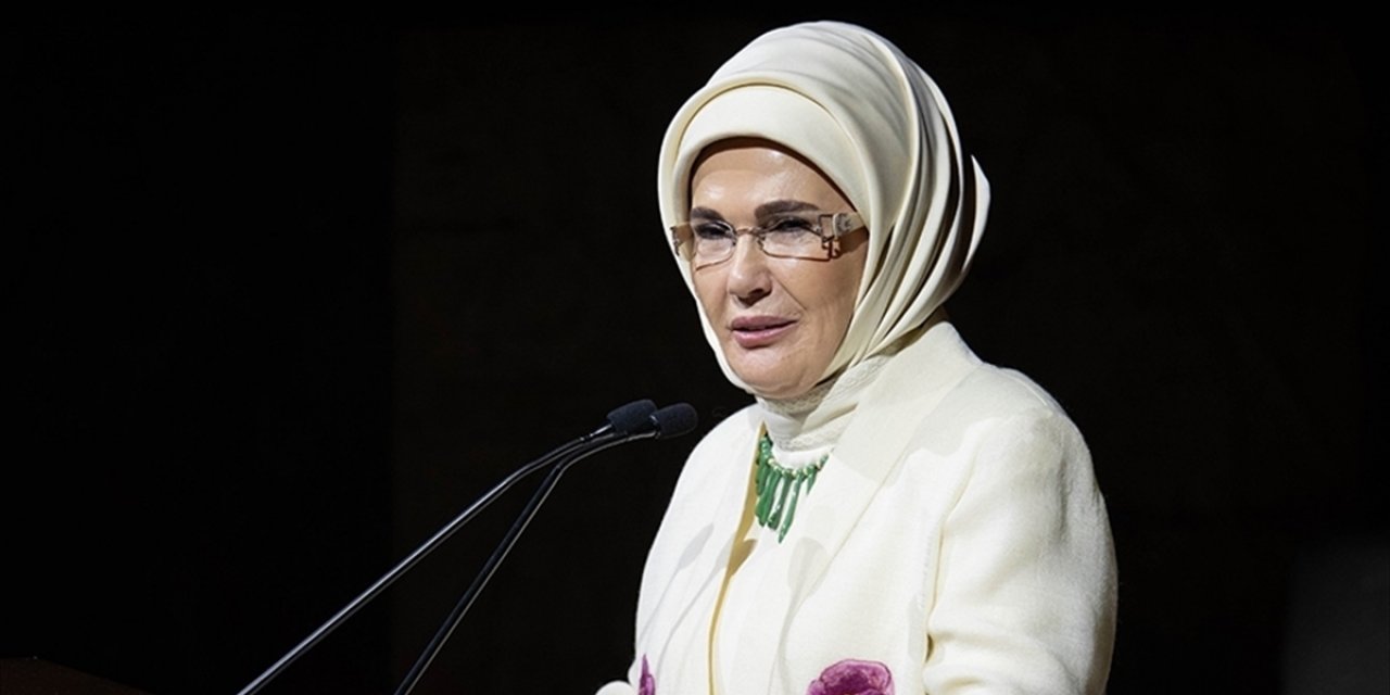 Emine Erdoğan: Asırlar Geçse de Hz. Mevlana Celaleddin-i Rumi'den Yükselen Hikmet, İnsanlığa Yol Göstermeye Devam Ediyor