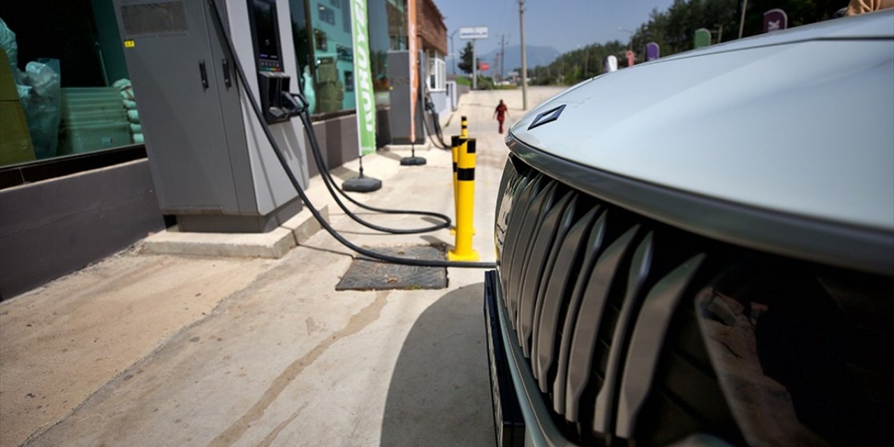 Türkiye'de Trafiğe Kayıtlı Elektrikli Otomobil Sayısı 350 Bine Yaklaştı