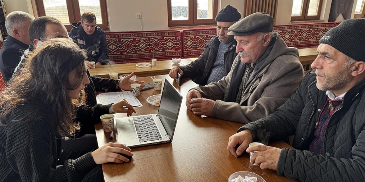 Ardahan'da Yaşlı ve Hasta Çiftçiler İçin Mobil Tarım Sayımı Kolaylığı