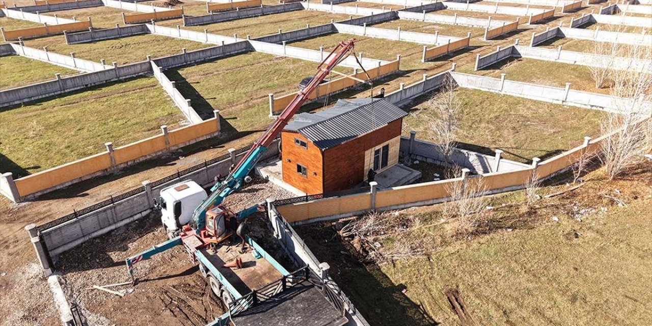 Vanlı Kardeşlerin Ürettiği Çevre Dostu Ahşap Evler Birçok İle Satılıyor