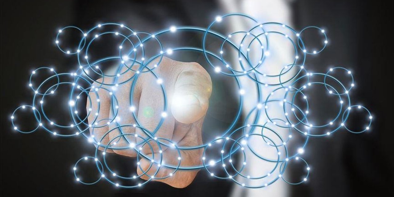 Bilim Dünyası, Yapay Zekanın Çalışma Hayatını Yeniden Şekillendireceğini Öngörüyor