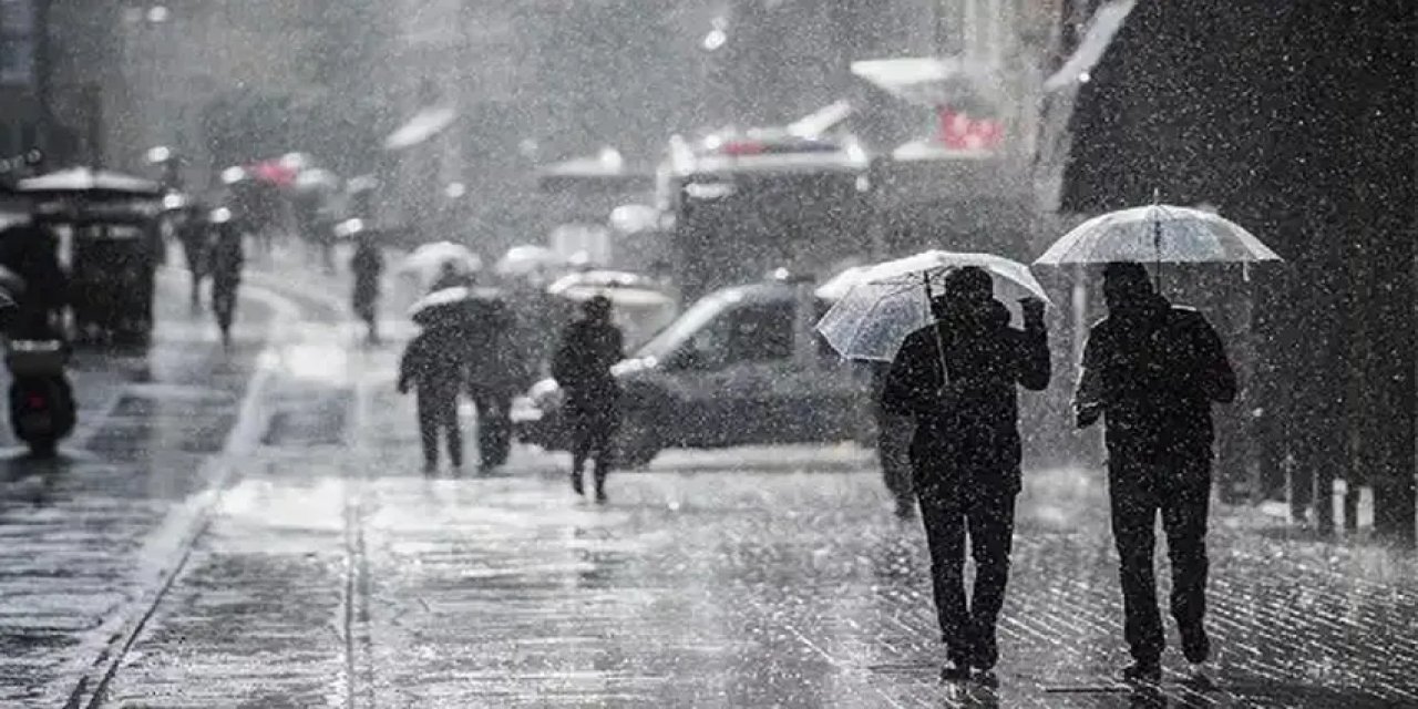 Meteoroloji Saat Verdi! Kuvvetli Yağış Alarmı!