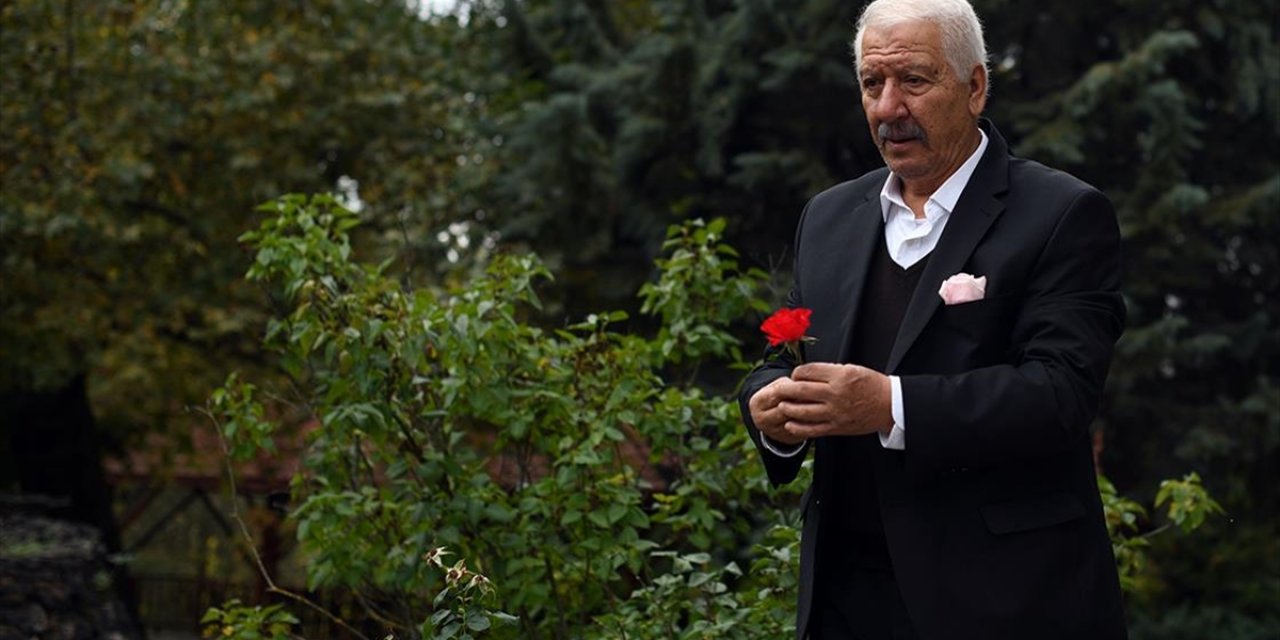 Evlendiği Gün Gördüğü Eşine Sevgisi Vefatından Sonra da Bitmedi