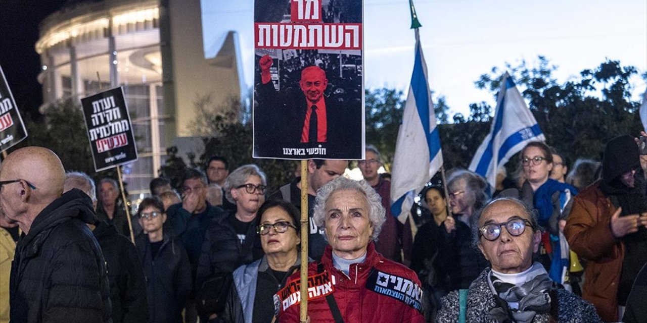 İsrail'in Başkenti Tel Aviv'de Hükümet Karşıtı Protesto Düzenlendi