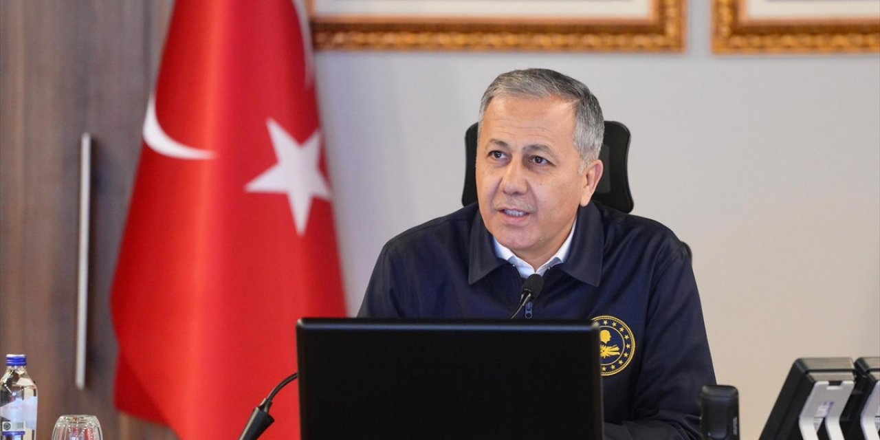 İçişleri Bakanı Yerlikaya'dan Yeni Yıl Tedbirleri Koordinasyon Toplantısına İlişkin Paylaşım