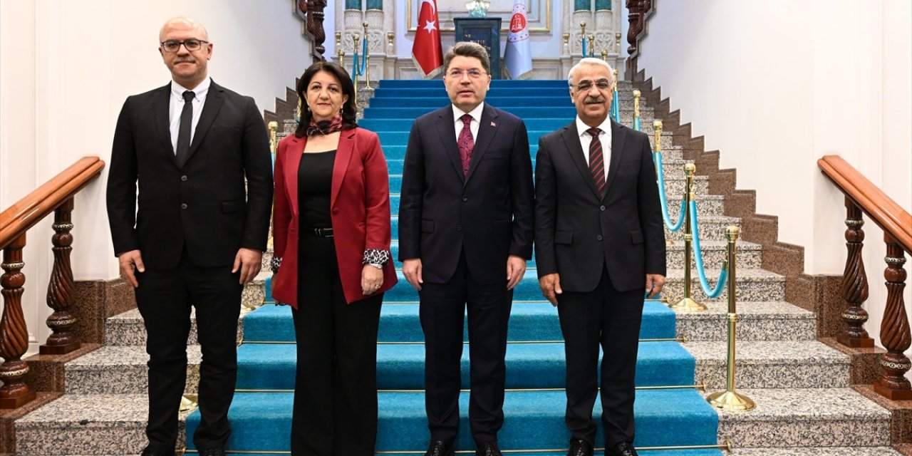 Dem Parti Heyeti, Adalet Bakanı Tunç İle Görüştü