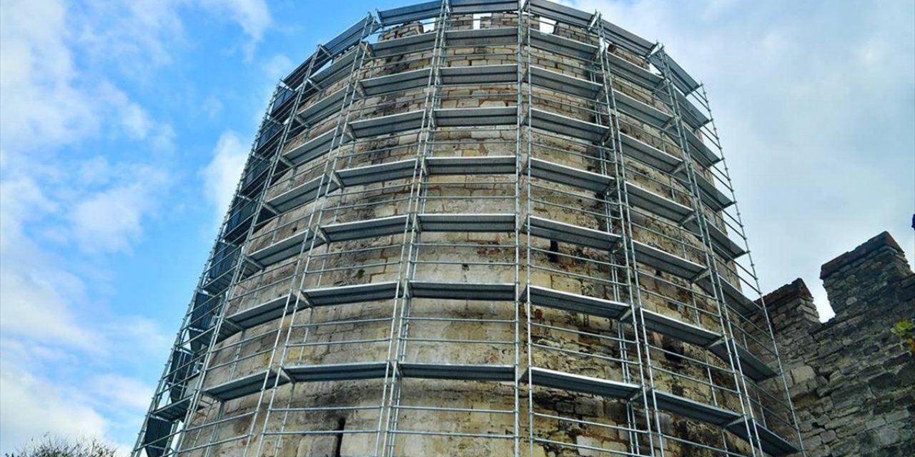 Yedikule Hisarı'ndaki Hazine Kulesi Restore Ediliyor