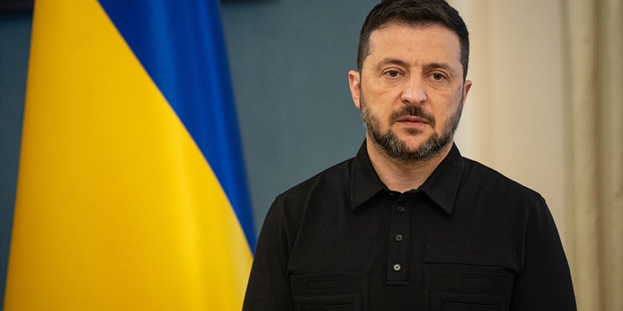 Zelenskiy, Barış Planının Onaylanması İçin Referandum Düzenleyebileceklerini Bildirdi