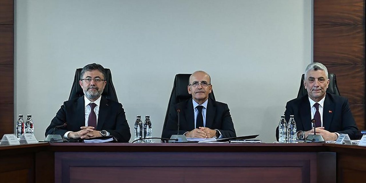 Gıda Komitesi, Hazine ve Maliye Bakanı Şimşek'in Ev Sahipliğinde Toplandı