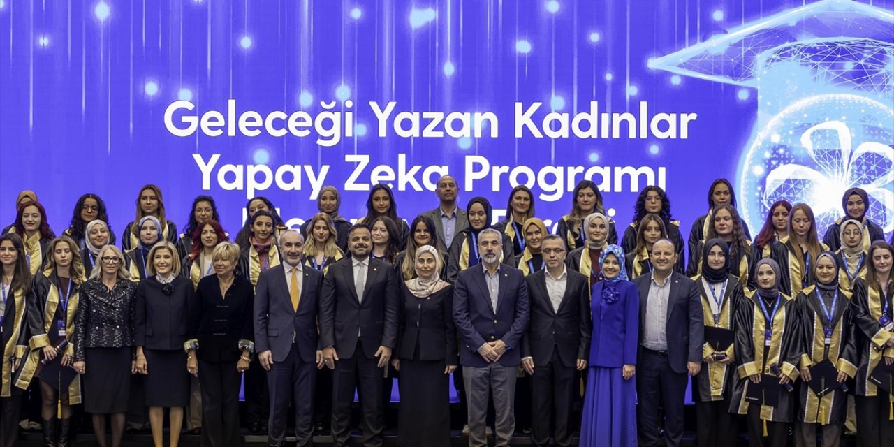 Turkcell'in "Geleceği Yazan Kadınlar Yapay Zeka" Programında Ödüller Sahibini Buldu
