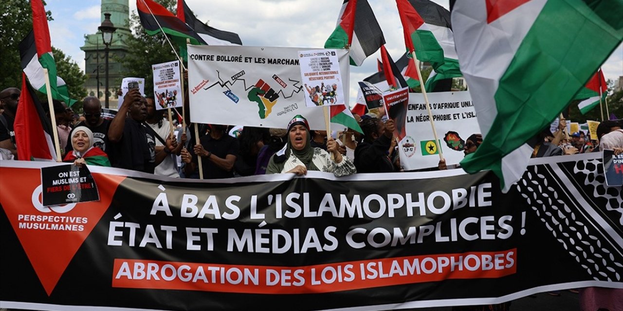 Avrupa'da İslamofobi Raporu 2024: Müslüman Karşıtlığı Normalleşiyor