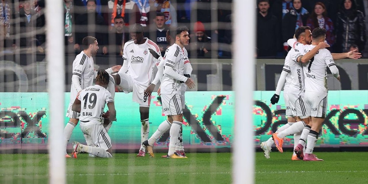 Beşiktaş, Süper Lig'in İlk Yarısında Beklentileri Karşılayamadı