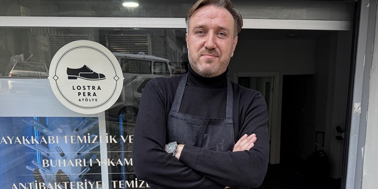 Gedikpaşa'daki Hatıraları 20 Yıllık Reklamcıyı Baba Mesleği Ayakkabı Tamirciliğine Yöneltti