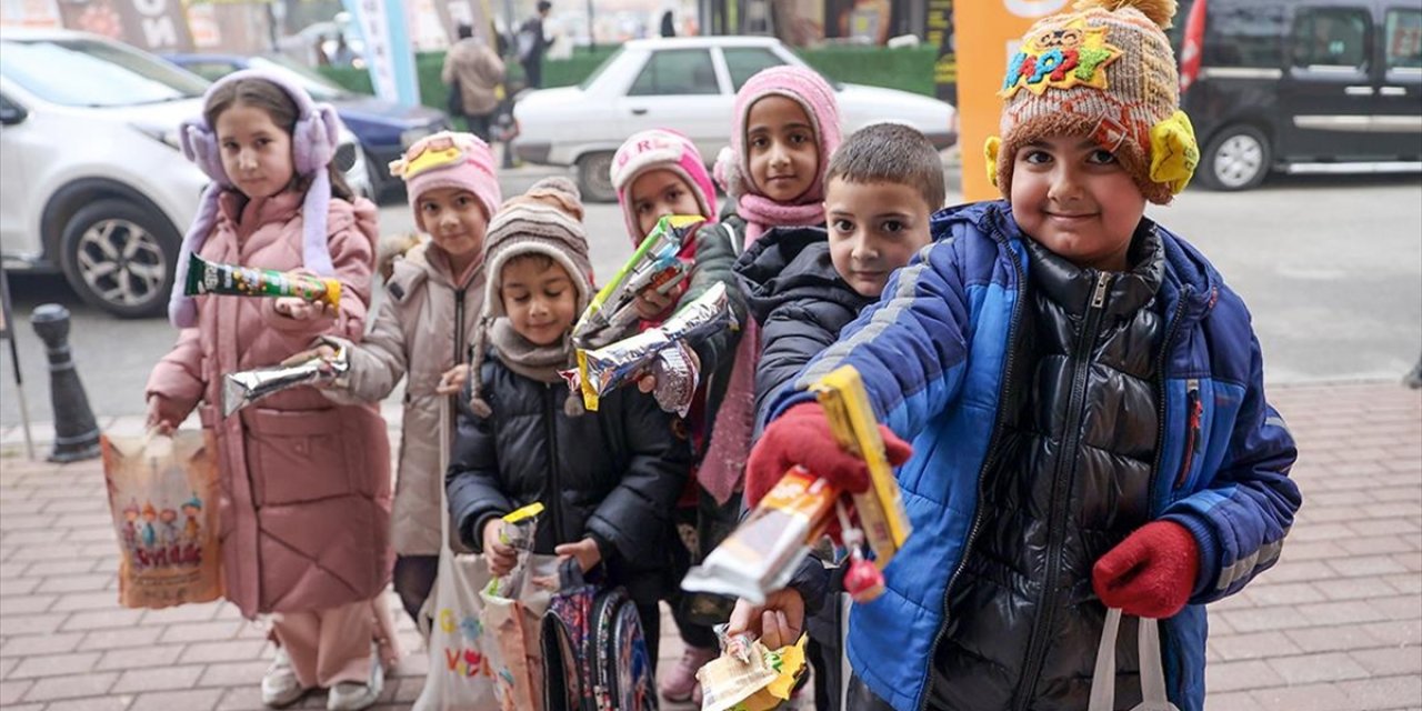 Konya'da Çocuklar "Şivlilik" Geleneğiyle Üç Ayların Gelişini Kutluyor
