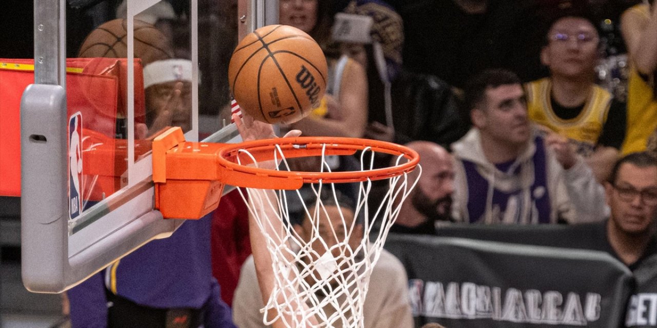 NBA'de Bulls, 76ers'ı Yenerek Serisini 5 Maça Çıkardı