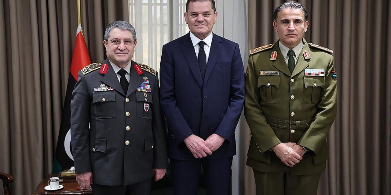 Genelkurmay Başkanı Bayraktaroğlu, Libya Başbakanı Dibeybe ve Libya Başkanlık Konseyi Başkanı Menfi İle Görüştü