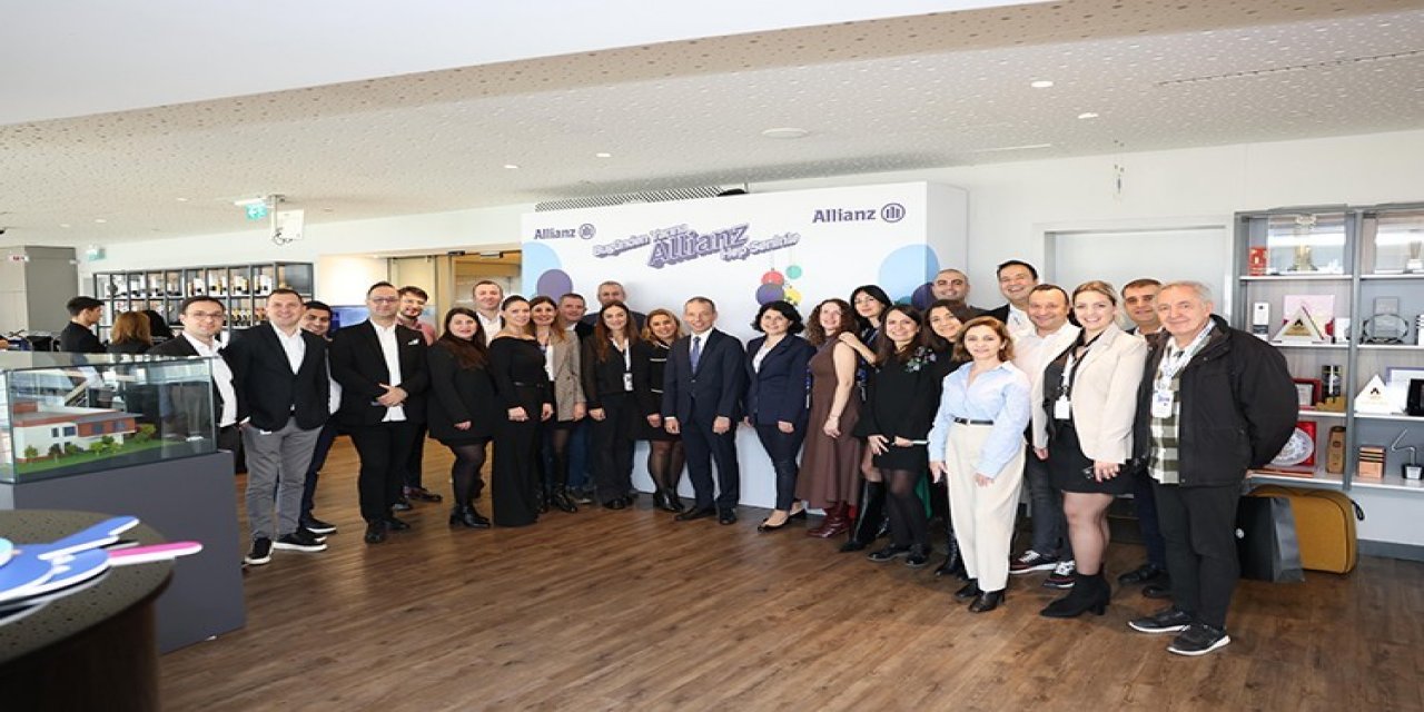 Allianz Türkiye Bes'te Emekliliğe Yaklaşan Müşterileriyle Bir Araya Geldi