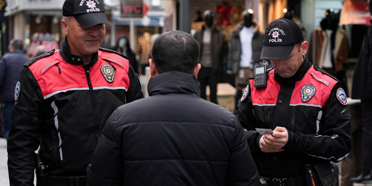 EGM, Yılbaşı Tedbirleri Kapsamında 163 Bin 453 Asayiş Personeliyle Sahada Olacak