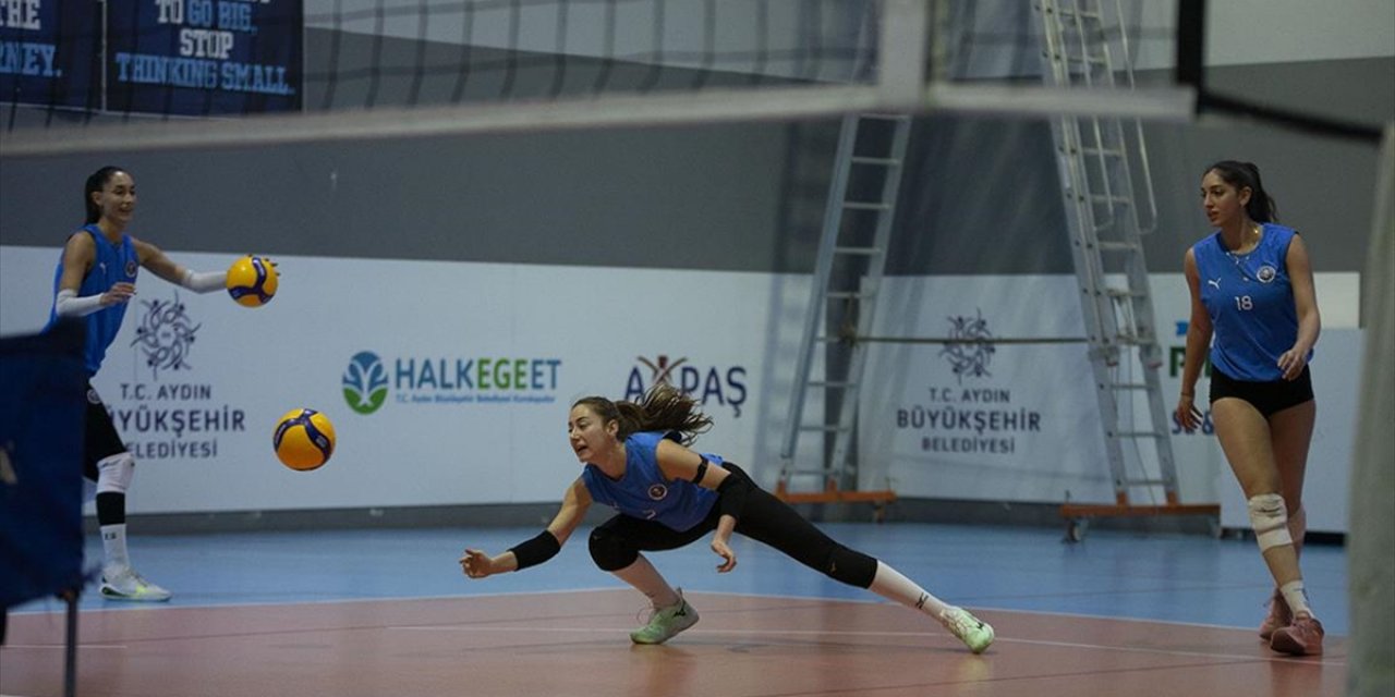 Aydın Büyükşehir Belediyespor Kadın Voleybol Takımı, Ligin İkinci Devresine Odaklandı