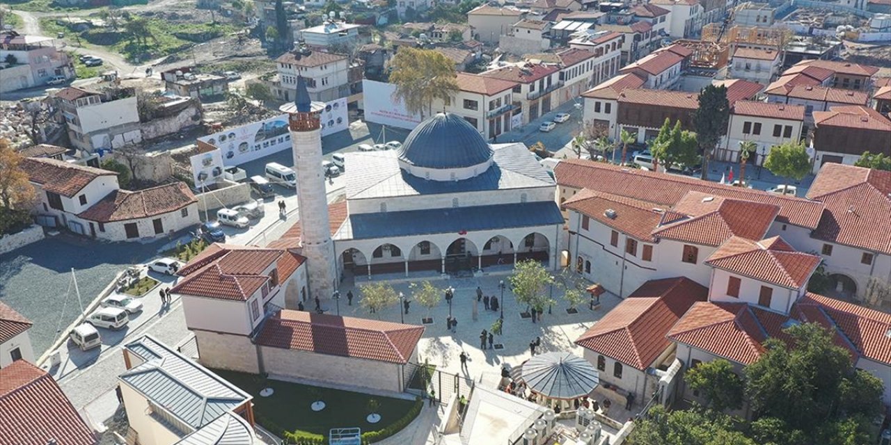 Habib-i Neccar Camisi'nde 3 Yıl Aradan Sonra İlk Cuma Namazı Kılındı