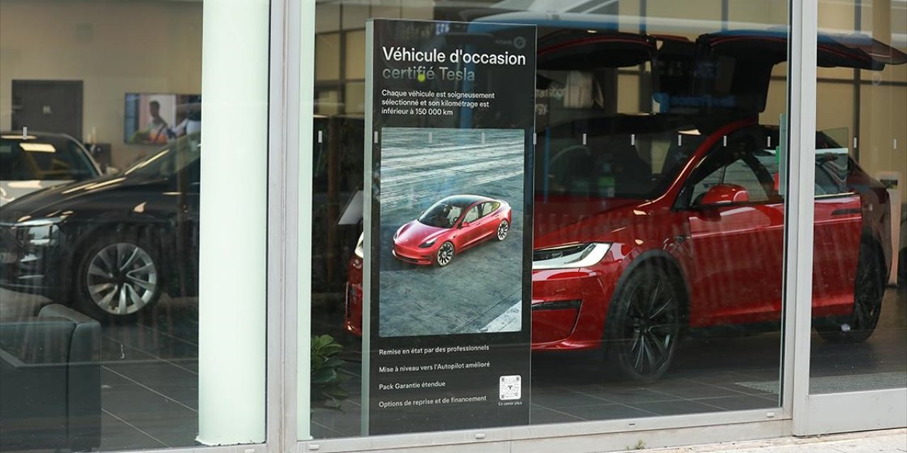 Tesla'nın Otomobil Teslimatları 2025'in Son Çeyreğinde Düştü