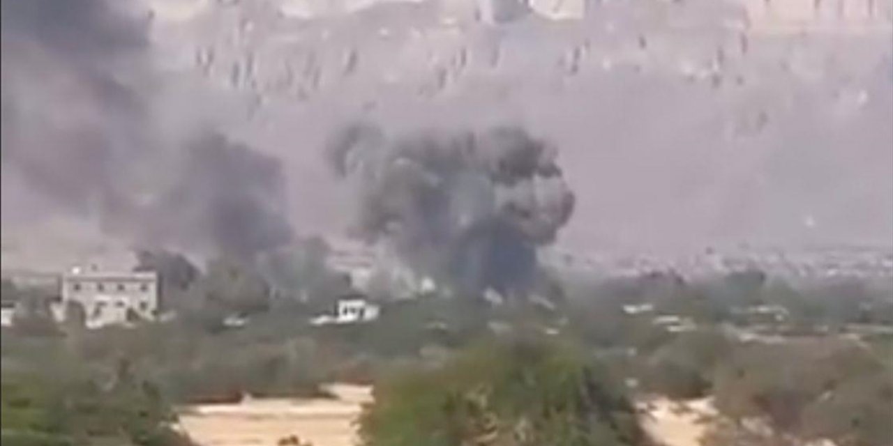 Yemen Hükümeti: Hadramevt'teki 37.tugay Karargahı, Ggk'ye Bağlı Güçlerden Geri Alındı