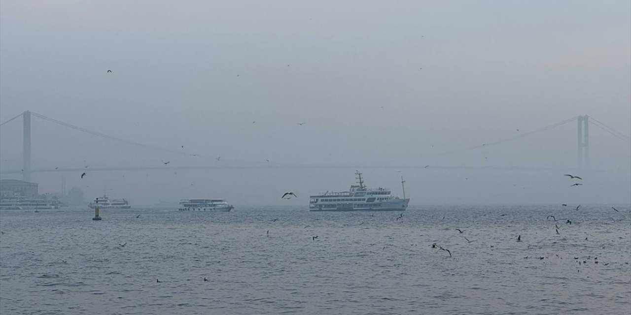 İstanbul'da Bazı Vapur Seferlerine Hava Muhalefeti Engeli