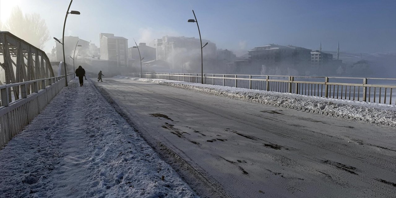 Ardahan Sıfırın Altında 39,7 Dereceyle Türkiye'nin En Soğuk İli Oldu