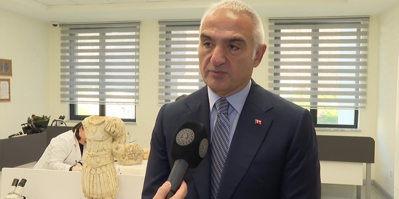 Bakan Ersoy, Kültür Varlığı Kaçakçılığıyla Mücadelede Kararlılıkla Yol Aldıklarını Vurguladı