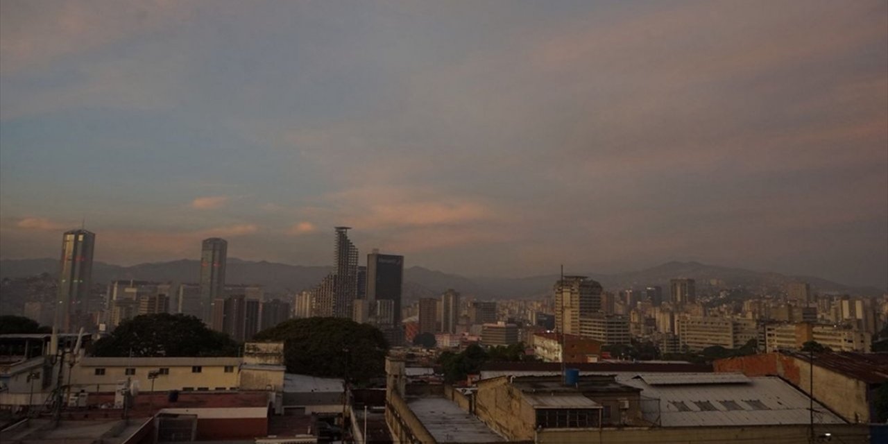 ABD'nin Venezuela'ya Saldırısına Dünyadan Farklı Tepkiler Geldi