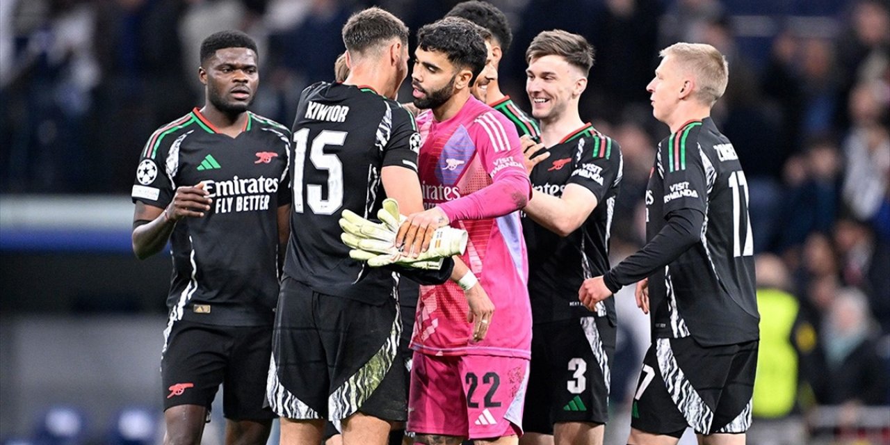 Premier Lig'de Lider Arsenal Puan Farkını 6'ya Çıkardı