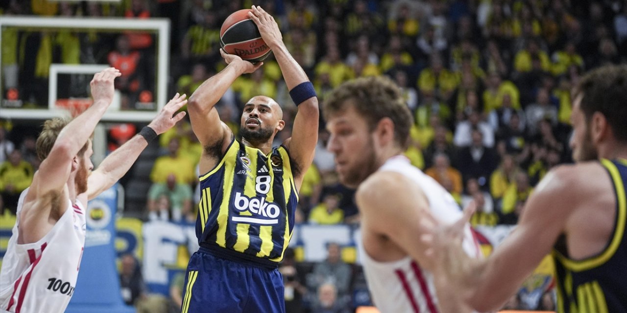 Fenerbahçe Beko, Yunanistan'ın Olympiakos Ekibini 88-80 Yendi