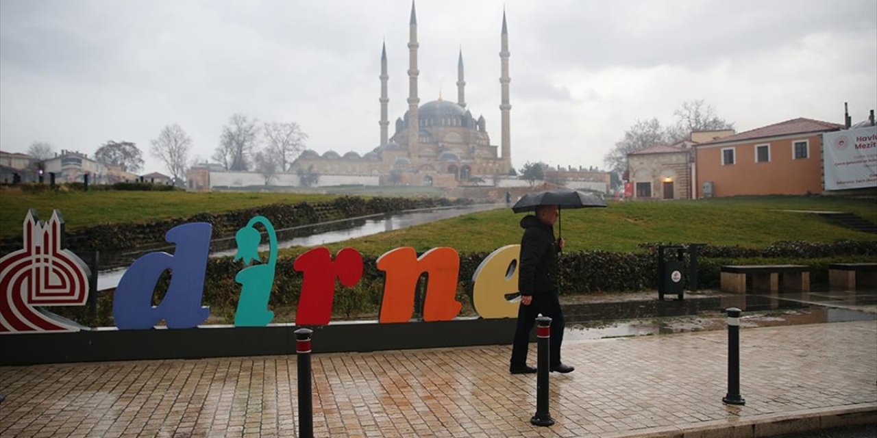 Edirne ve Kırklareli'nde Sağanak Etkili Oldu