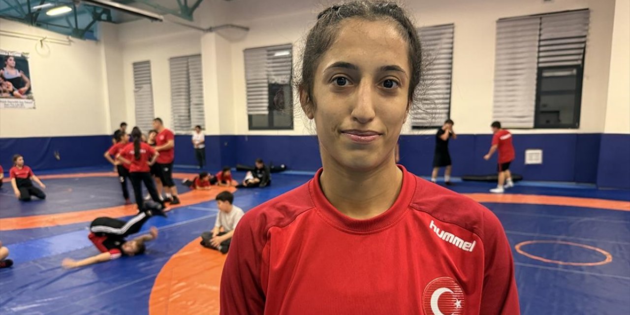 Genç Kadın Milli Güreşçi Avrupa ve Dünya Şampiyonalarında Madalya Hedefliyor