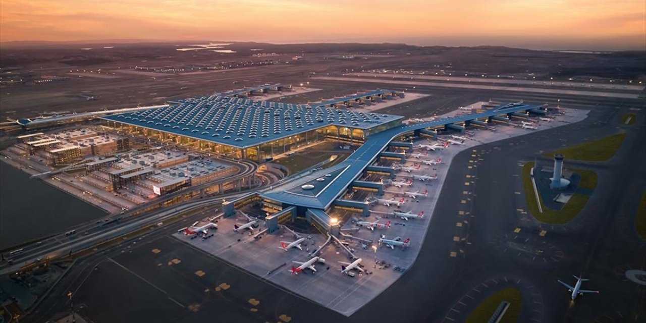 Hava Yoluyla Seyahat Eden Yolcu Sayısında Geçen Yıl 247,2 Milyonla Cumhuriyet Tarihi Rekoru Kırıldı