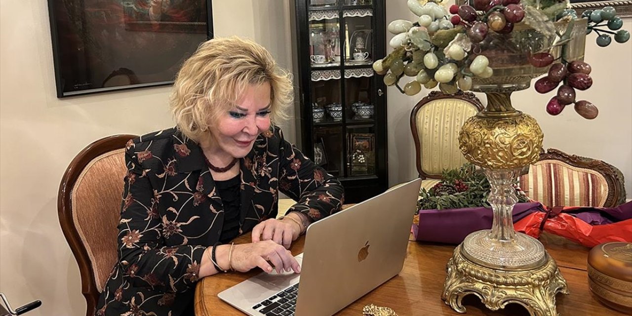 Piyanist Gülsin Onay, AA'nın "Yılın Kareleri" Oylamasına Katıldı