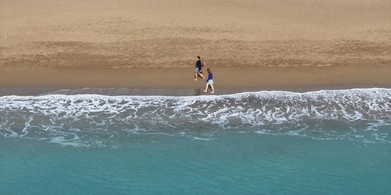 Vize Muafiyetiyle Antalya'ya Daha Fazla Çinli Turist Gelmesi Bekleniyor