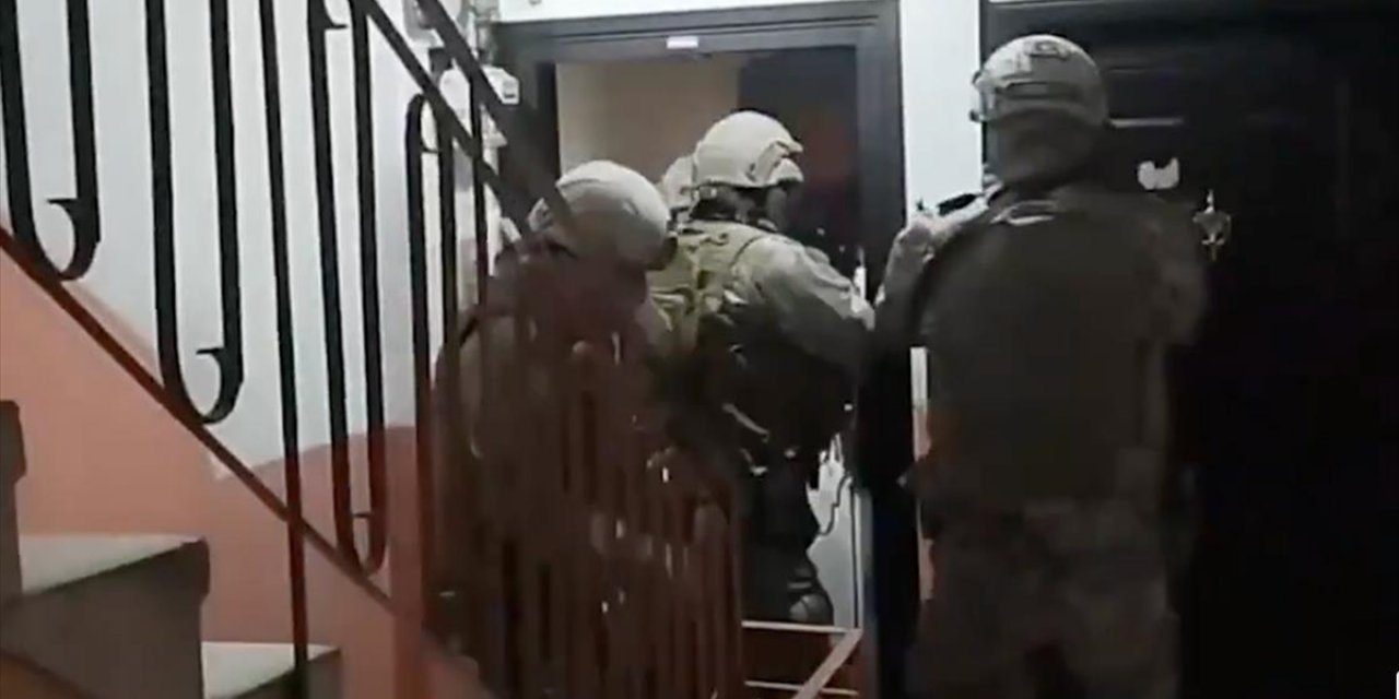 Organize Suç Örgütüne Yönelik 21 İldeki Operasyonlarda 96 Şüpheli Yakalandı