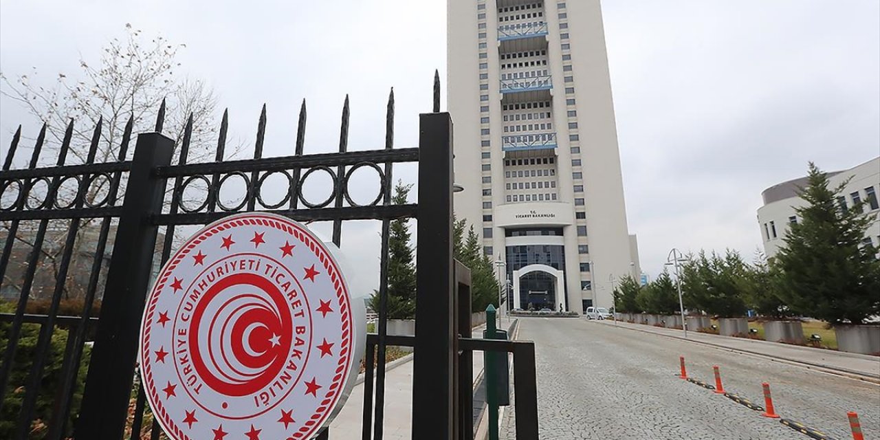 Ticaret Bakanlığından Esnaf ve Sanatkarlara 2025'te Rekor Finansman