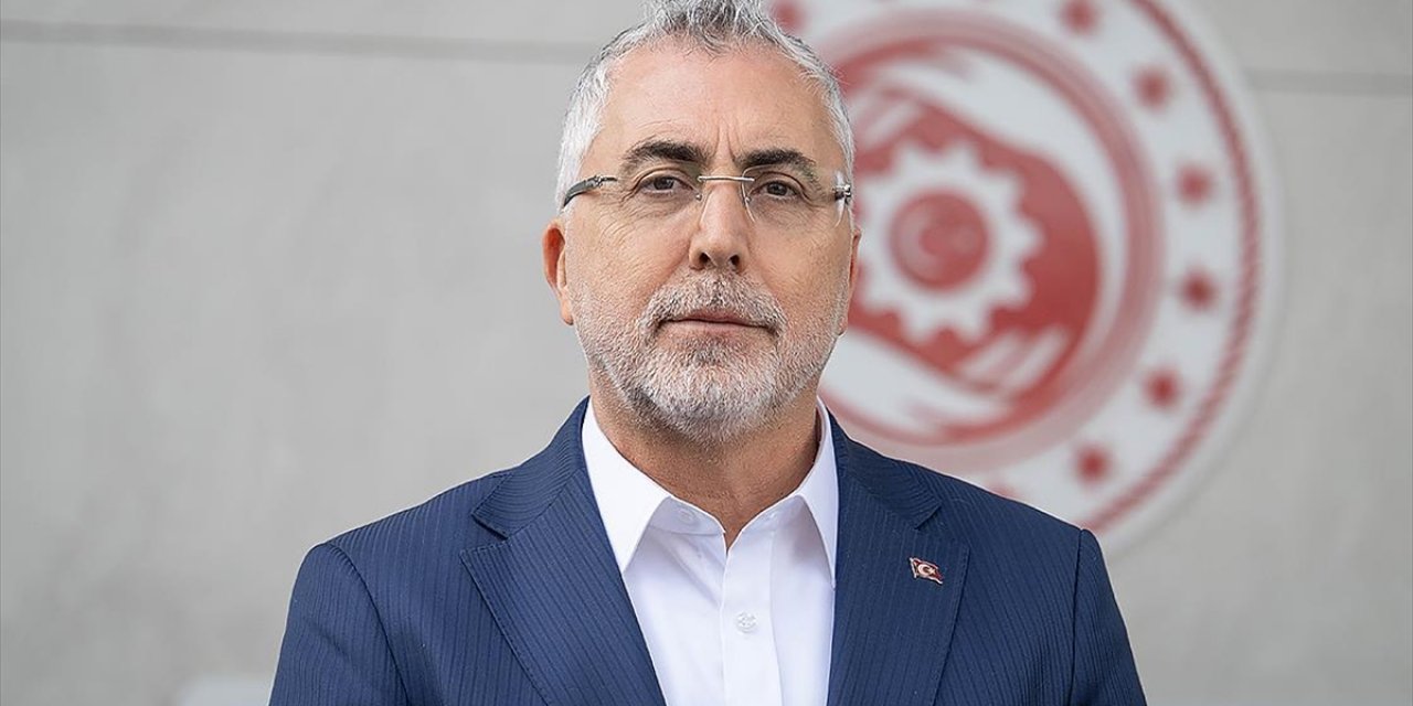 Bakan Işıkhan'dan En Düşük Emekli Aylığının 20 Bin Liraya Yükseltilmesiyle İlgili Kanun Teklifine İlişkin Paylaşım