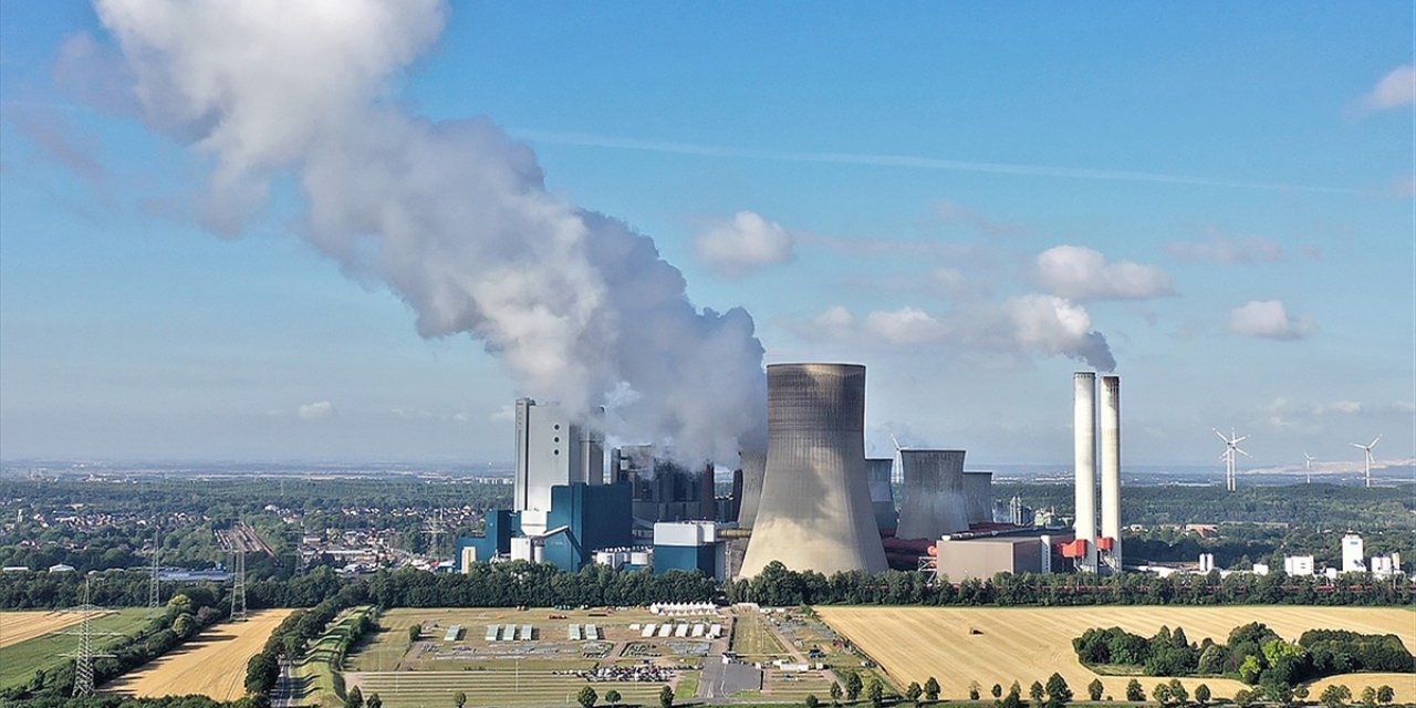 Almanya'da Sanayi Üretimi Kasım 2025'te Yüzde 0,8 İle Beklentinin Üzerinde Arttı