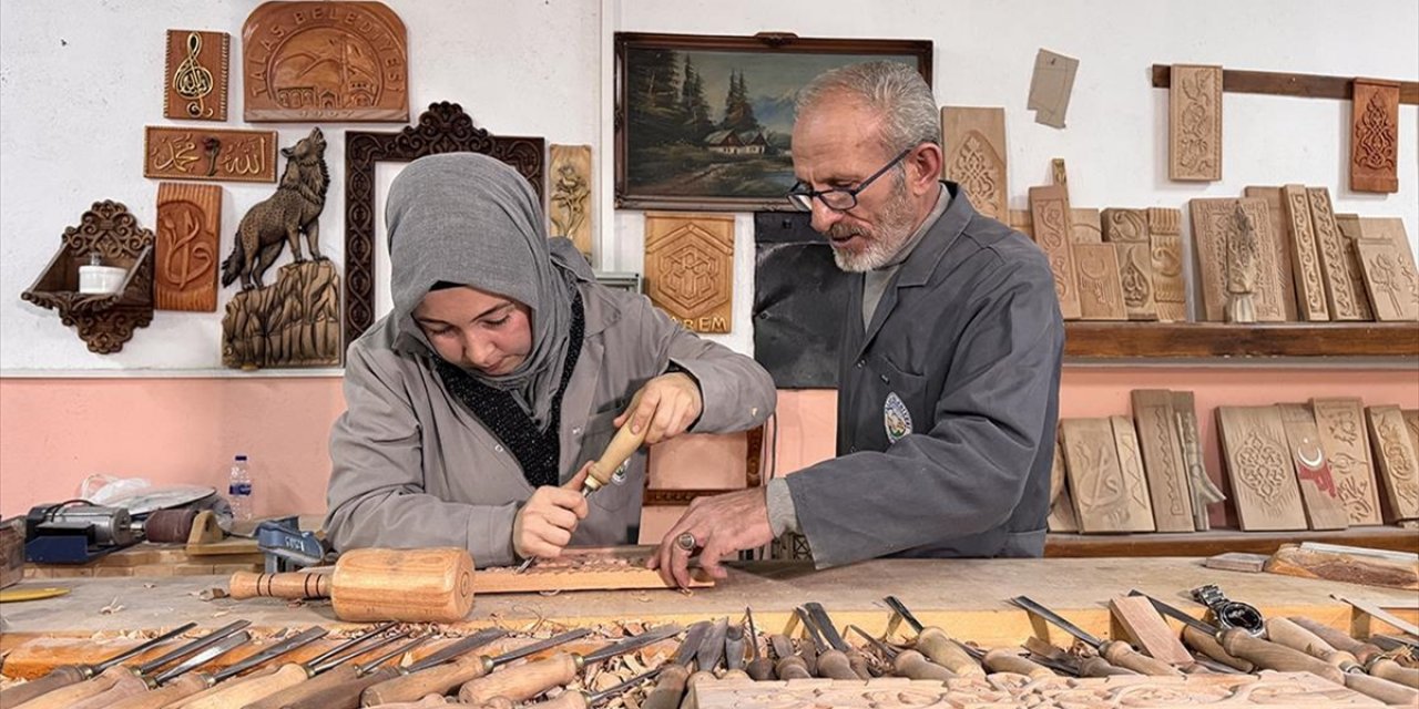 Mimar Sinan'ın Memleketinde Taş ve Ahşap Ustalığı Geleceğe Taşınıyor