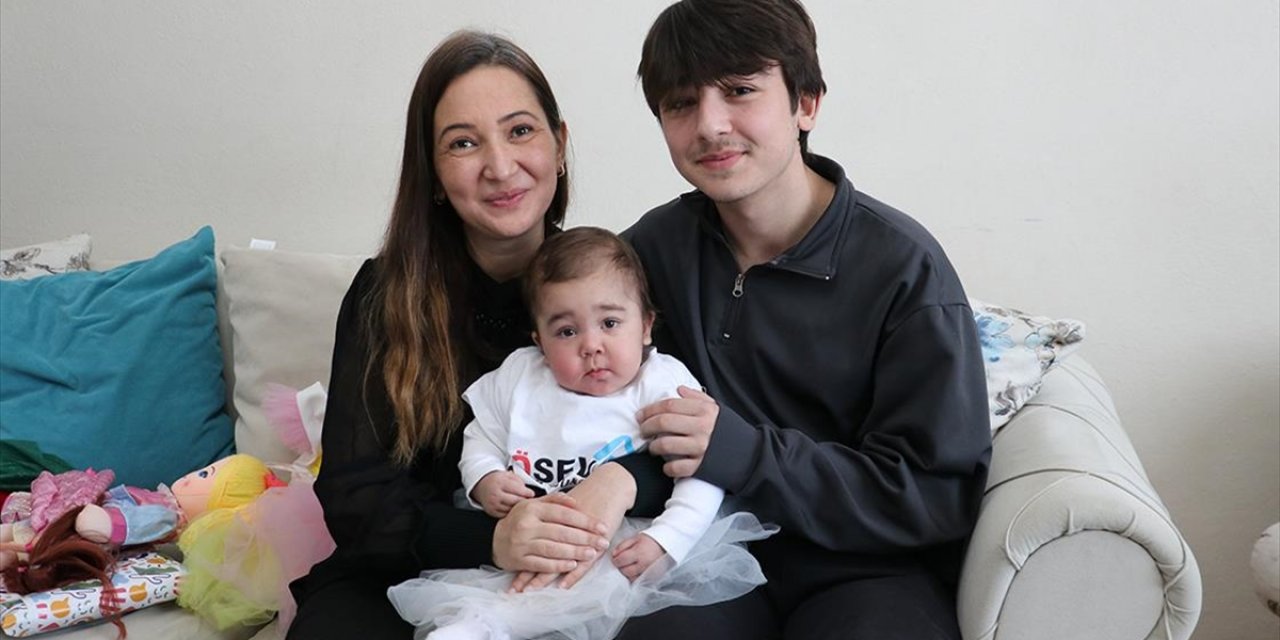 Lösemi Hastası Elisa, Ağabeyinden Yapılan Nakille Sağlığına Kavuştu