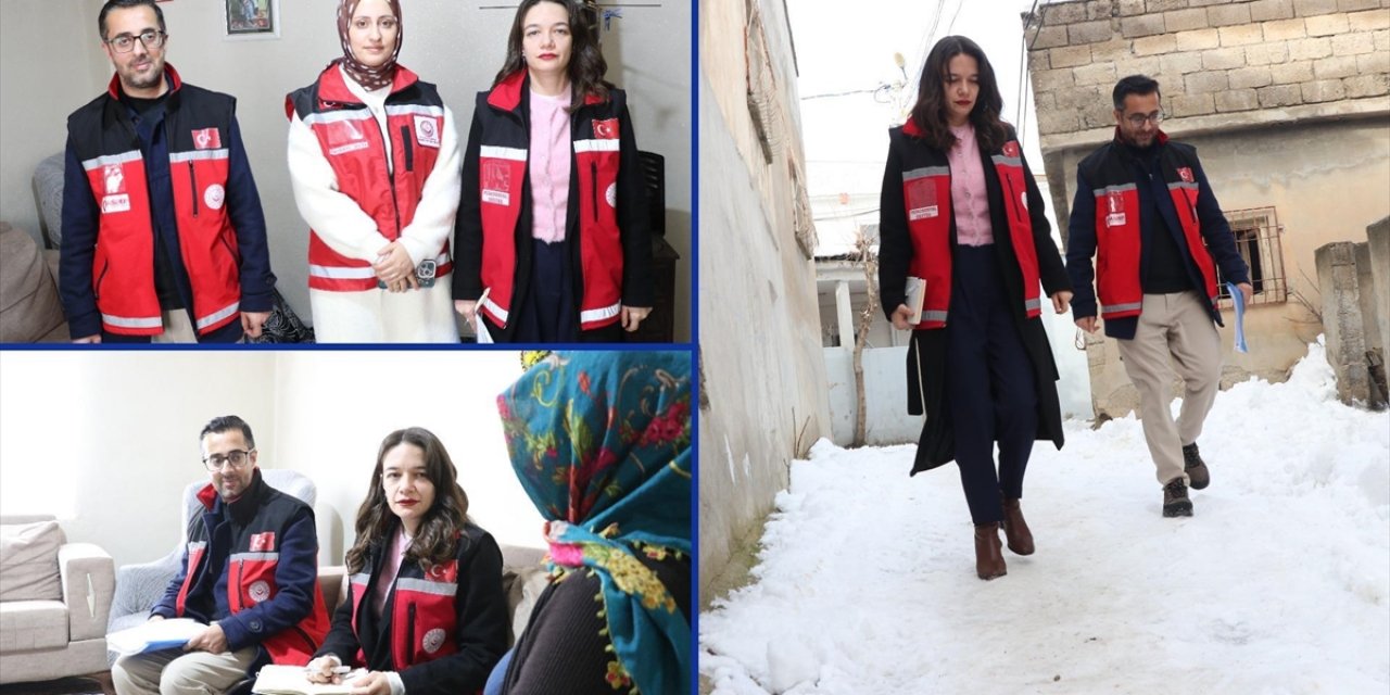 "Kırmızı Yelekliler" İhtiyaç Sahiplerine Sosyal Destek İçin Karlı Yolları Aşıyor