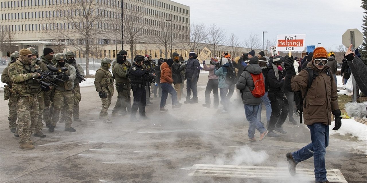 ABD'de Ice Karşıtı Protestoların Sürdüğü Minneapolis'te Ek Federal Personel Konuşlandırılacak