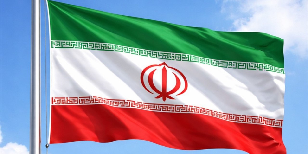 5 Soruda, İran'da Neler Oluyor?