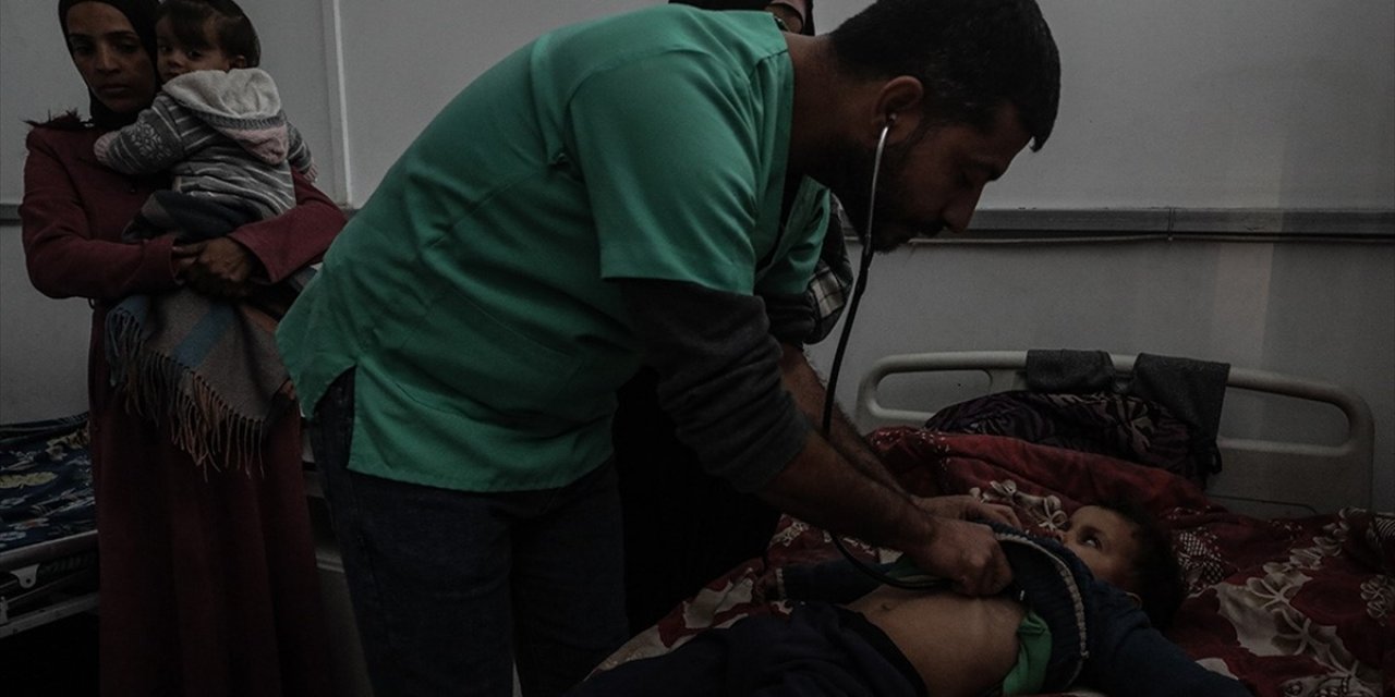 İsrail Saldırılarıyla Sağlık Sisteminin de Çöktüğü Gazze'de "Ölümcül Virüsler" Yayılıyor