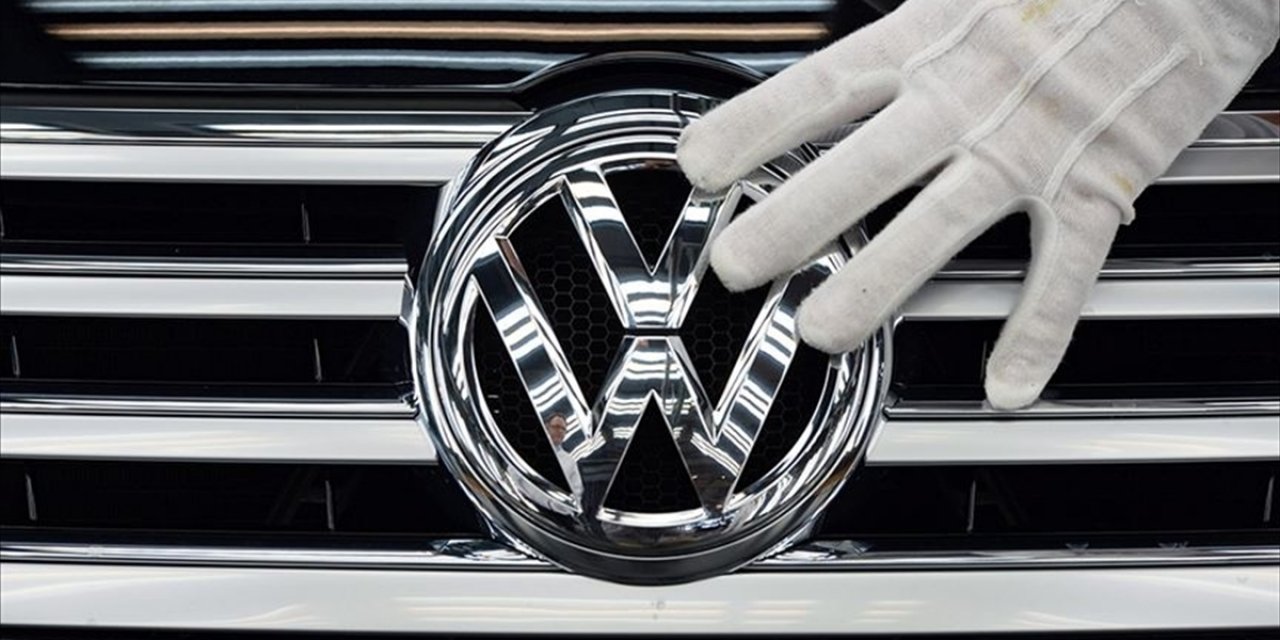 Volkswagen'in Araç Teslimatı, Tarifeler ve Çin Pazarındaki Zorlukların Etkisiyle 2025'te Düştü